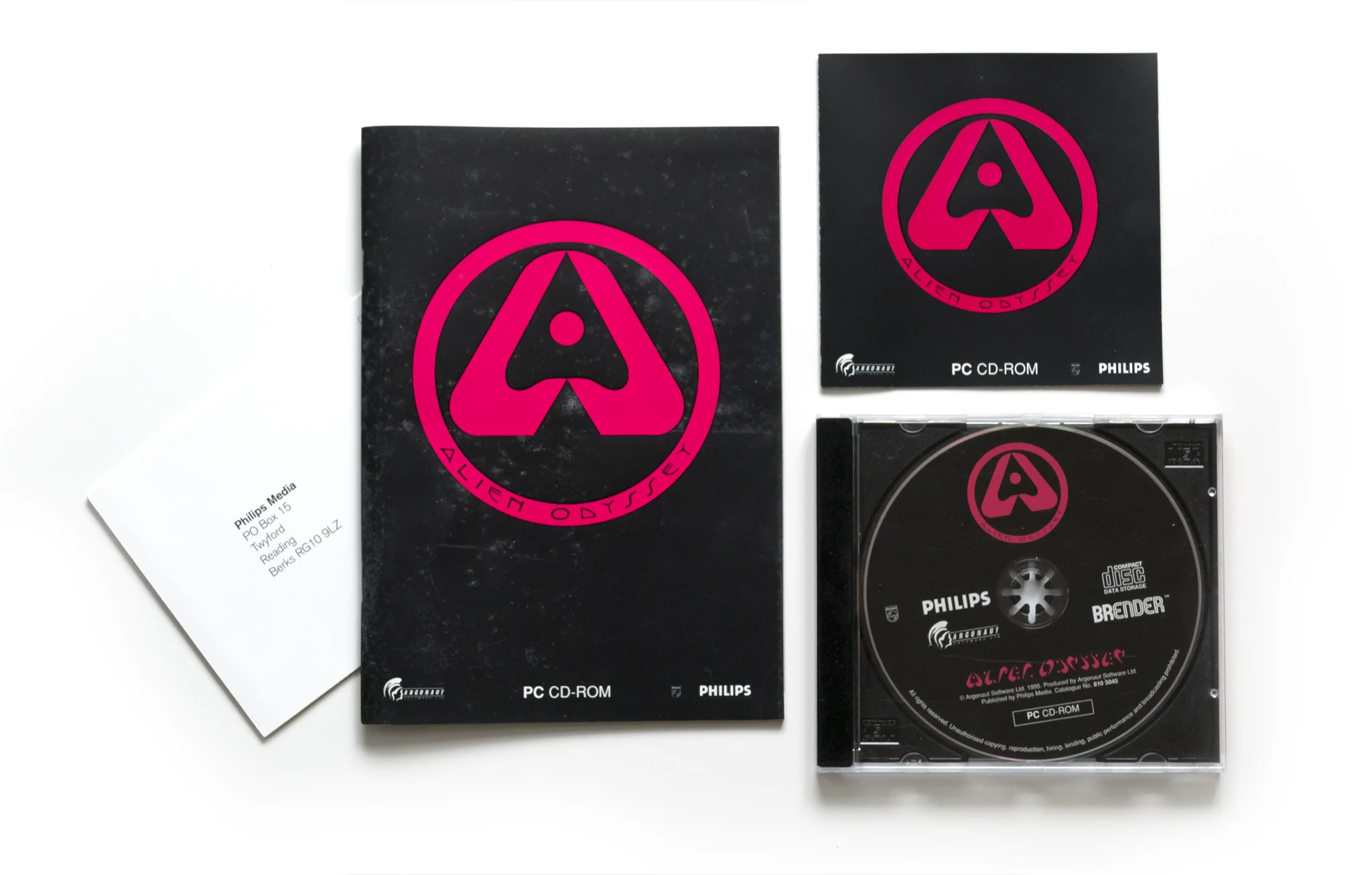 Photo of the content of Alien Odyssey (1995, PC, EU); developed by Argonaut Software Ltd., published by Philips Interactive Media, Inc.; Hi-res 3D box available at https://bigboxcollection.com